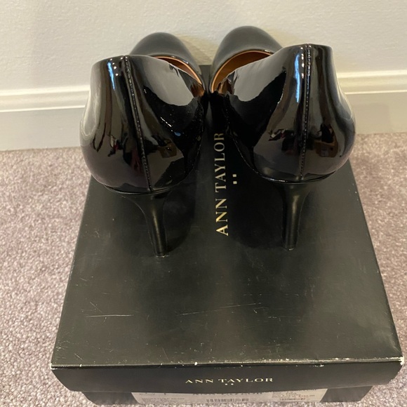 Black heals - Picture 2 of 5